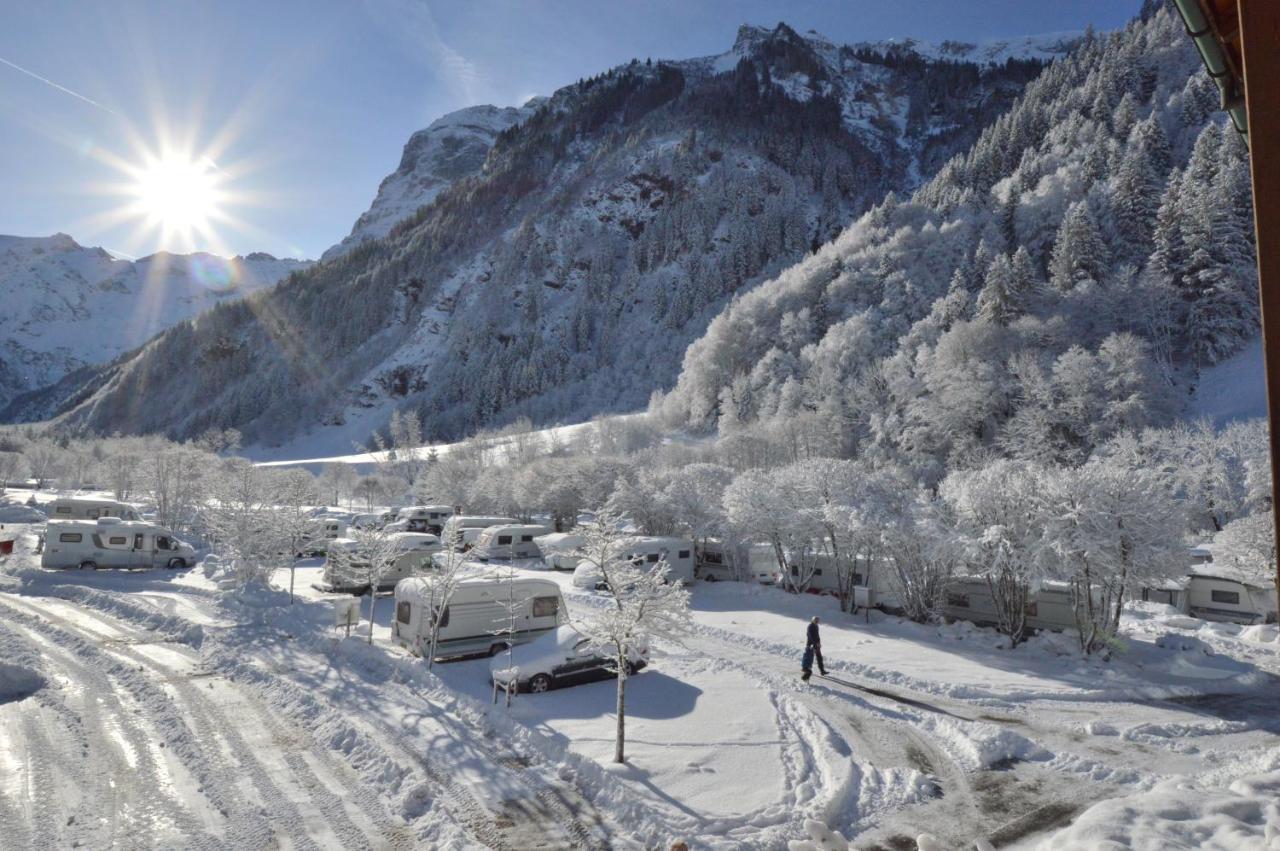 Alpenresort Eienwaeldli Camping Енгелберг Екстериор снимка